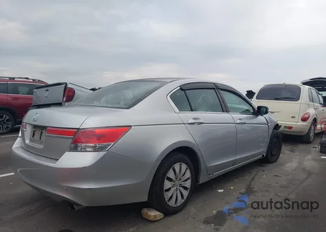 2011 Honda Accord 2.4 Lx z USA, uszkodzony, nr VIN 1HGCP2F38BA014927